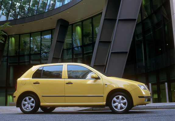 Škoda Fabia UK-spec (6Y) 1999–2005 images