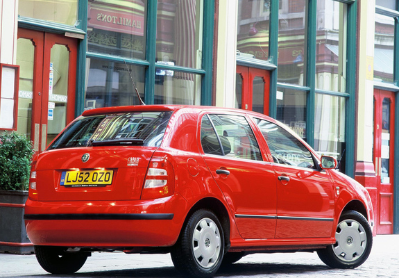 Škoda Fabia UK-spec (6Y) 1999–2005 photos