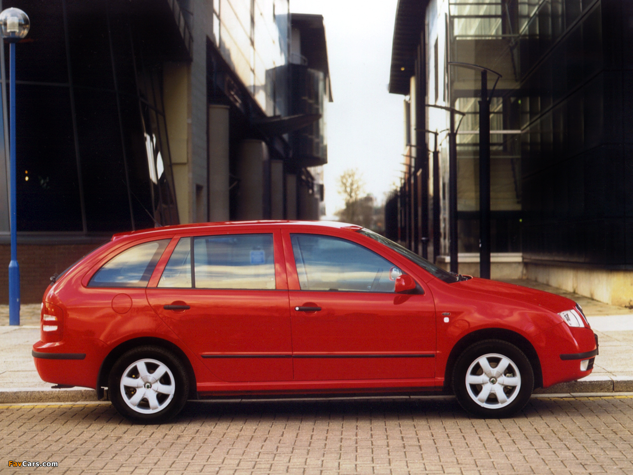 Škoda Fabia Combi UK-spec (6Y) 2000–05 images (1280 x 960)