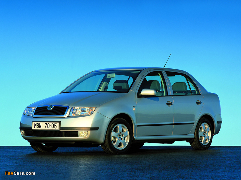 Škoda Fabia Sedan 2001–05 images (800 x 600)