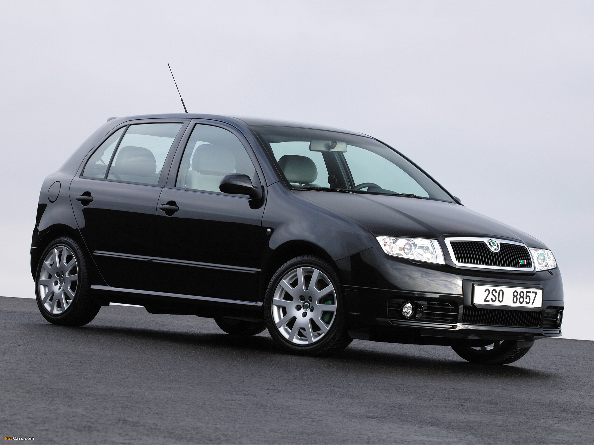 Škoda Fabia RS (6Y) 2003–05 images (2048 x 1536)