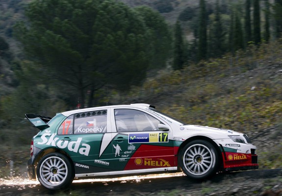 Škoda Fabia WRC (6Y) 2003–08 photos