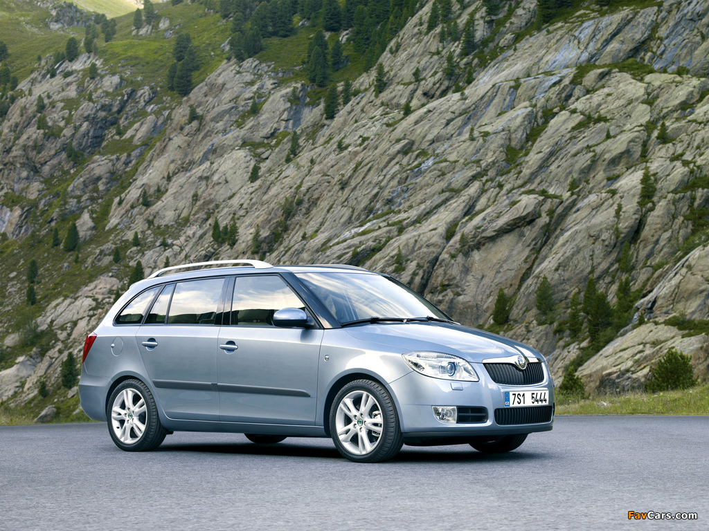 Škoda Fabia Combi (5J) 2007–10 images (1024 x 768)