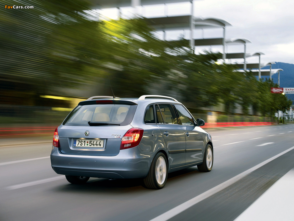 Škoda Fabia Combi (5J) 2007–10 images (1024 x 768)