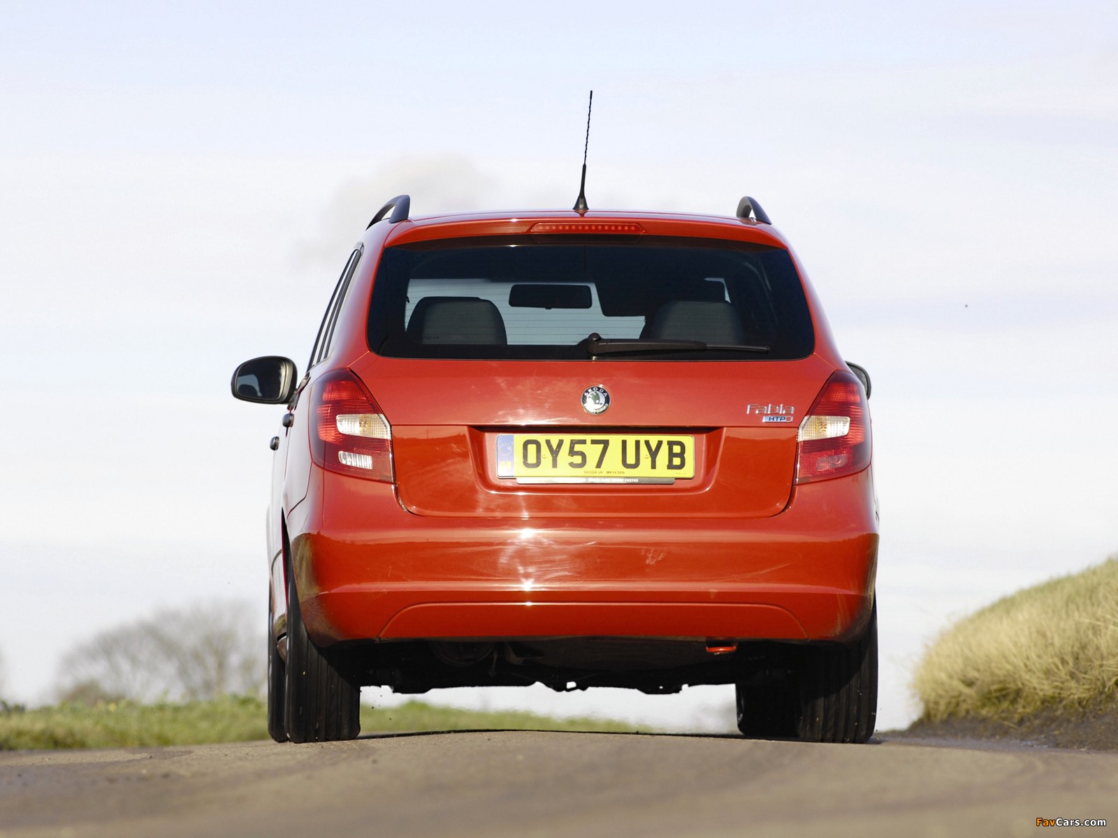 Škoda Fabia Combi UK-spec (5J) 2007–10 pictures (1600 x 1200)