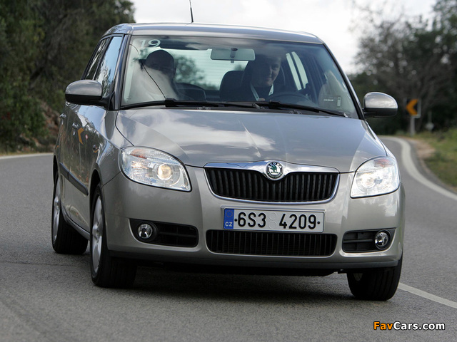 Škoda Fabia (5J) 2007–10 pictures (640 x 480)