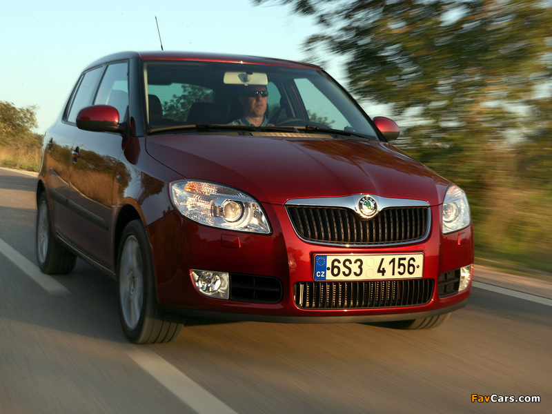 Škoda Fabia 2007–10 wallpapers (800 x 600)