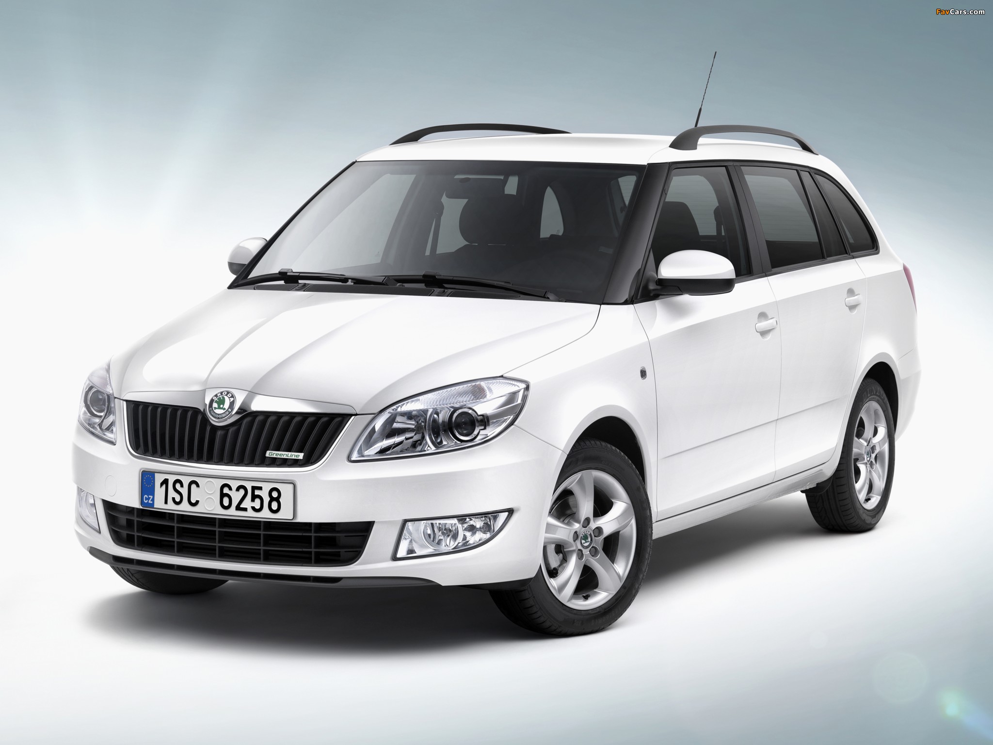 Škoda Fabia GreenLine Combi (5J) 2008–10 pictures (2048 x 1536)