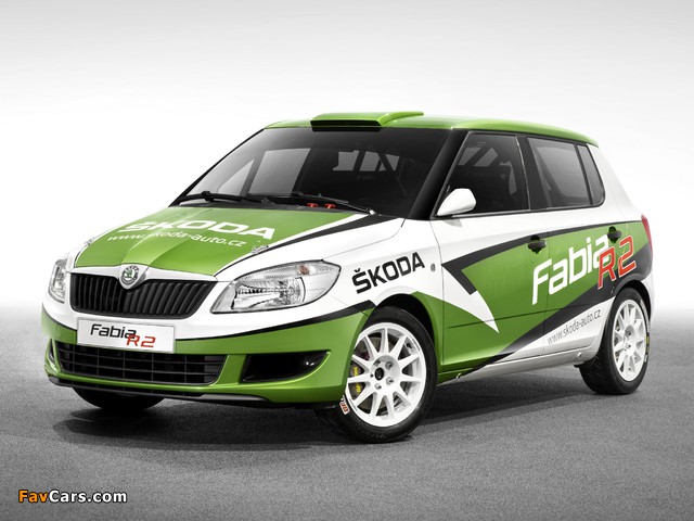 Škoda Fabia R2 (5J) 2011 wallpapers (640 x 480)