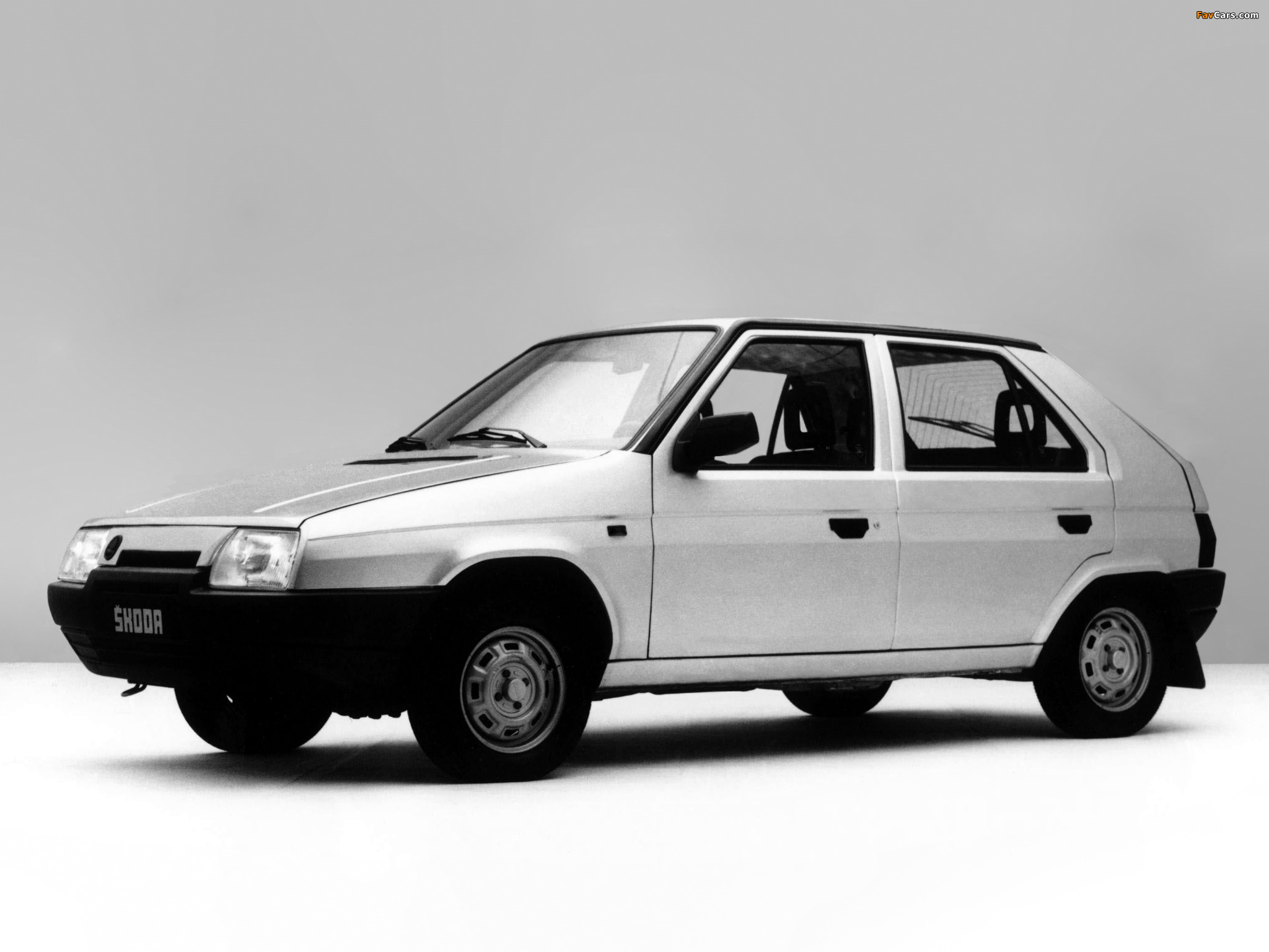 Photos of Škoda Favorit (Type 781) 1987–94 (2048 x 1536)