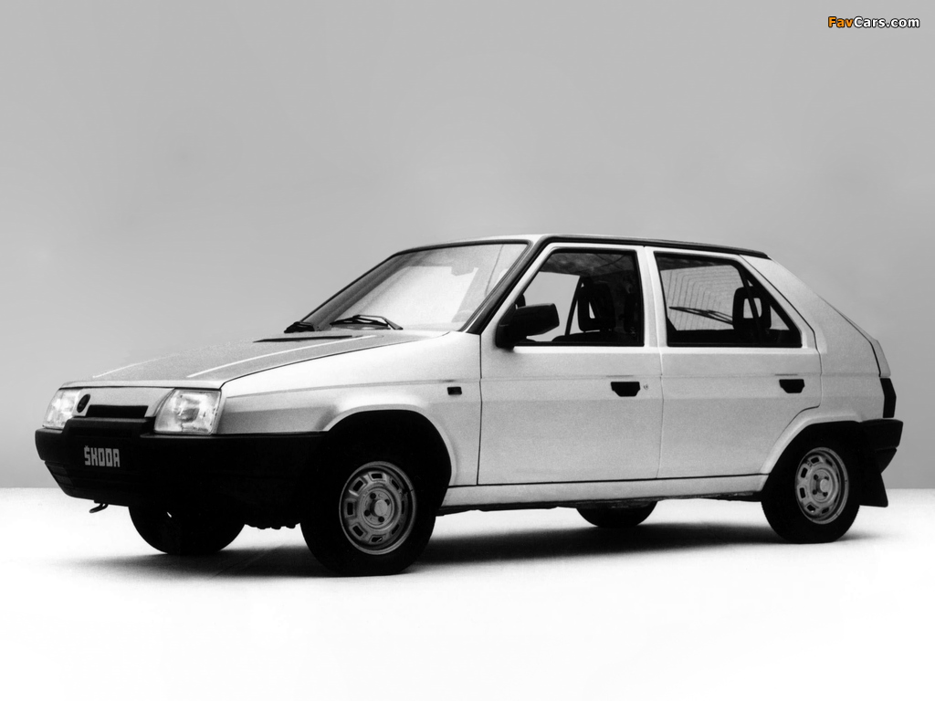 Photos of Škoda Favorit (Type 781) 1987–94 (1024 x 768)