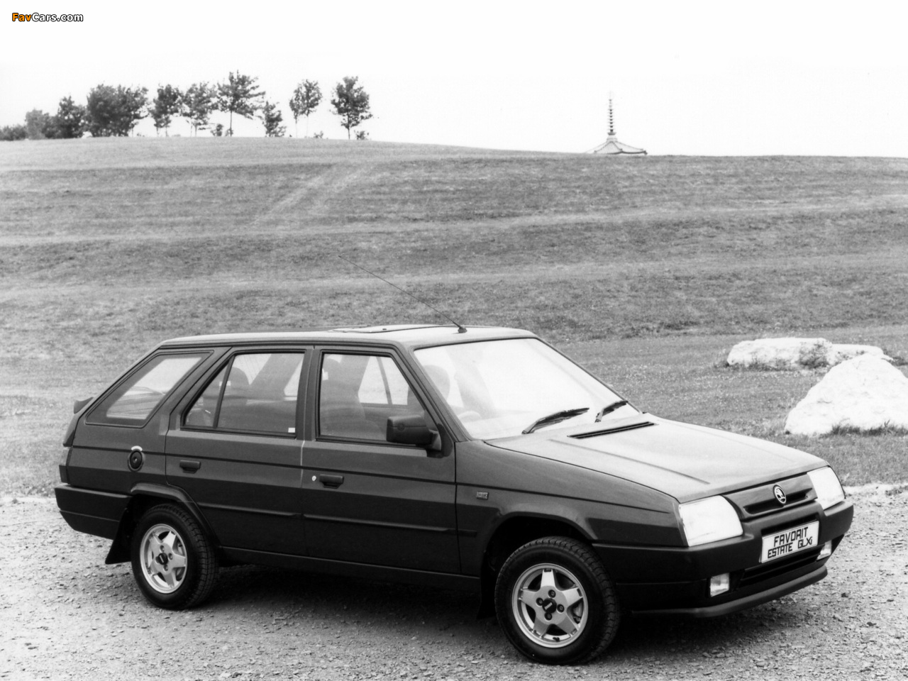 Photos of Škoda Favorit Estate (Type 785) 1991–95 (1280 x 960)