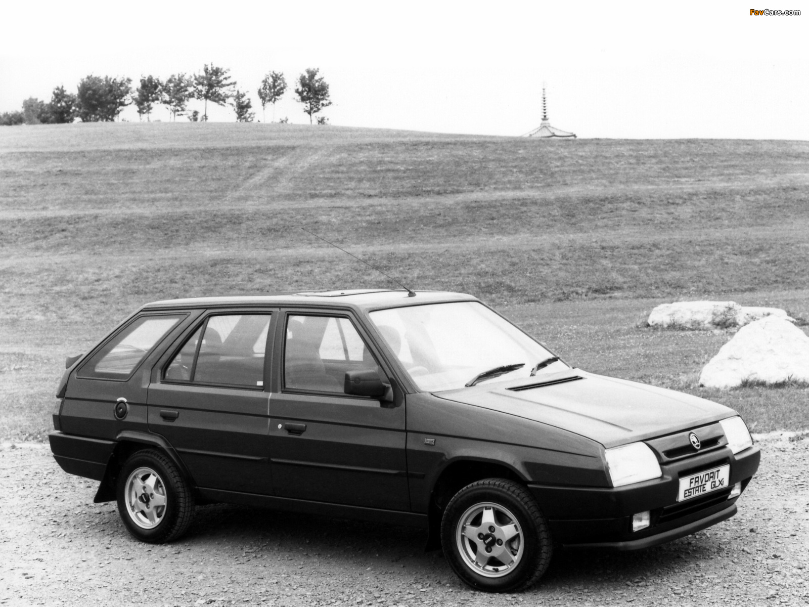 Photos of Škoda Favorit Estate (Type 785) 1991–95 (1600 x 1200)
