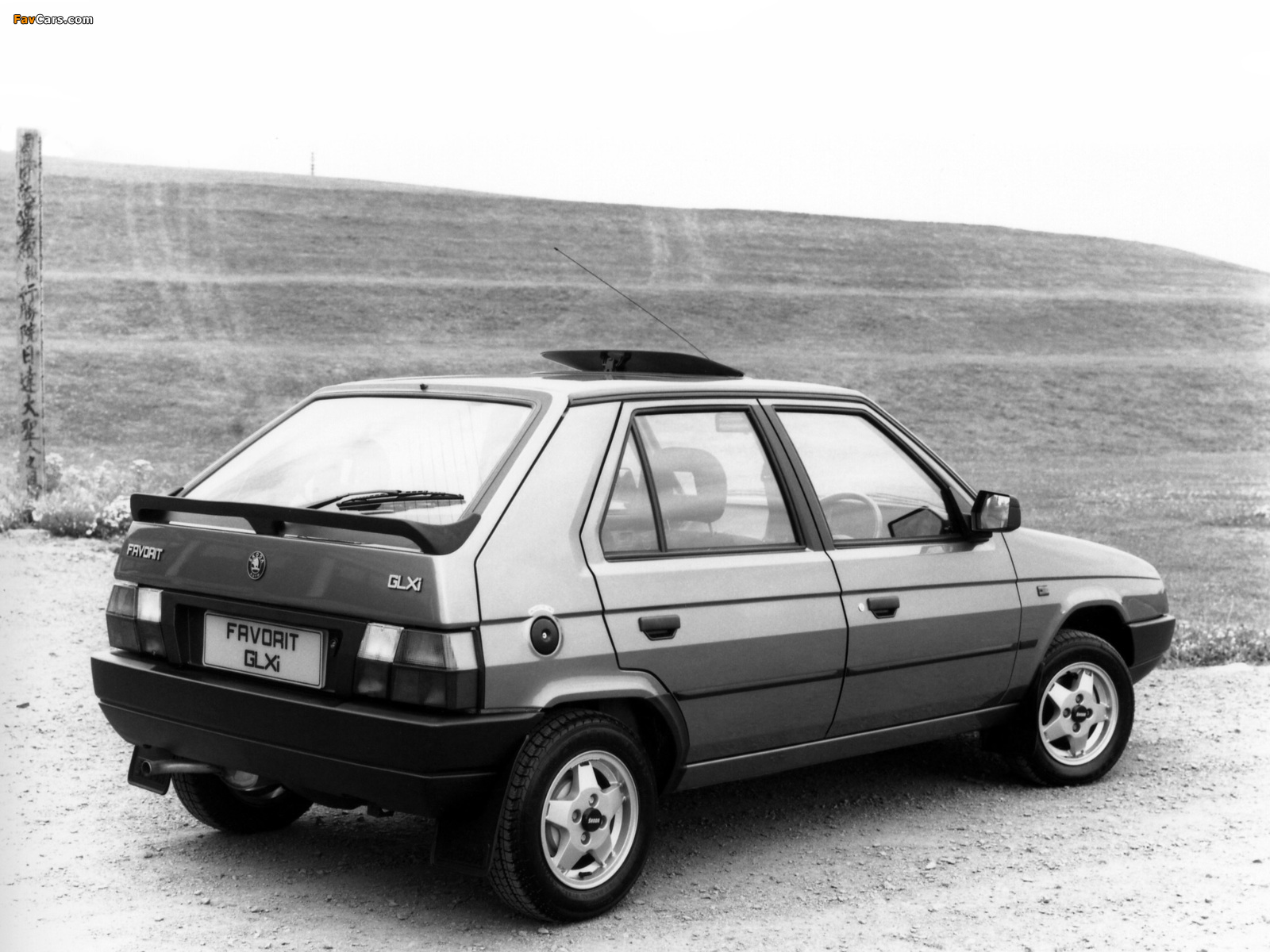 Pictures of Škoda Favorit UK-spec (Type 781) 1989–94 (1600 x 1200)