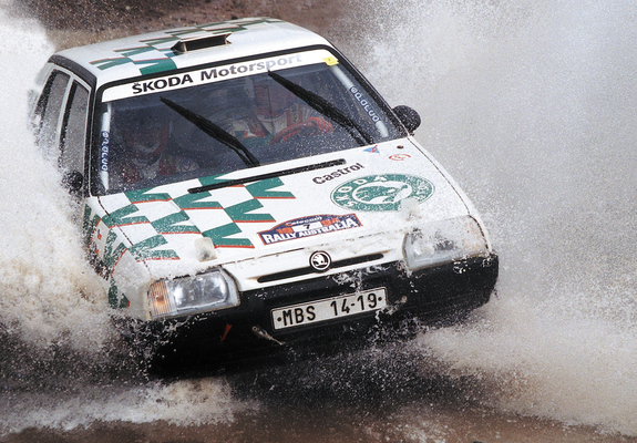 Pictures of Škoda Favorit Rally (Type 781) 1994