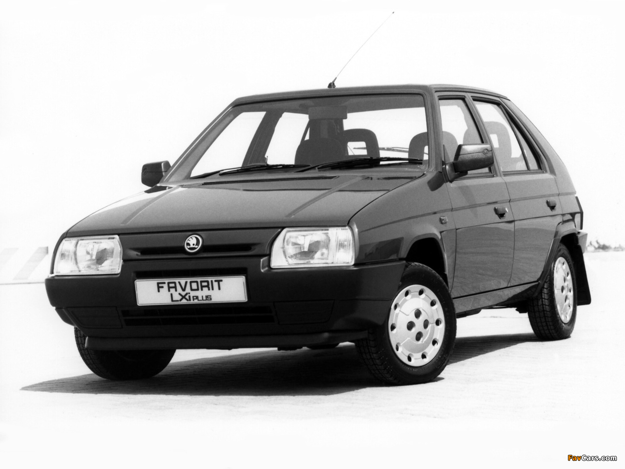 Škoda Favorit UK-spec (Type 781) 1989–94 photos (1280 x 960)