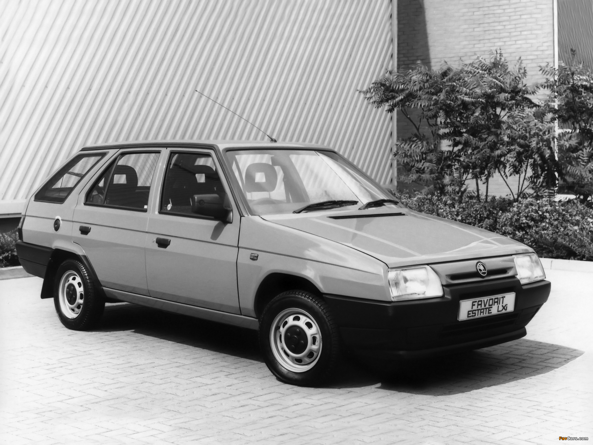 Škoda Favorit Estate (Type 785) 1991–95 images (2048 x 1536)