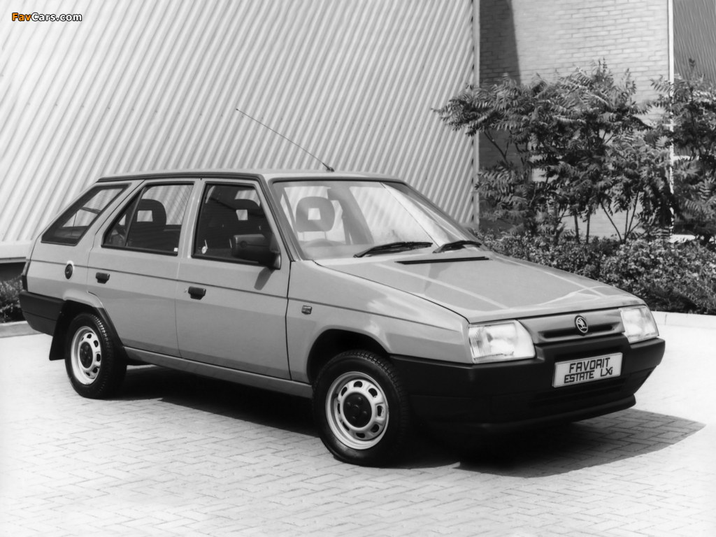 Škoda Favorit Estate (Type 785) 1991–95 images (1024 x 768)