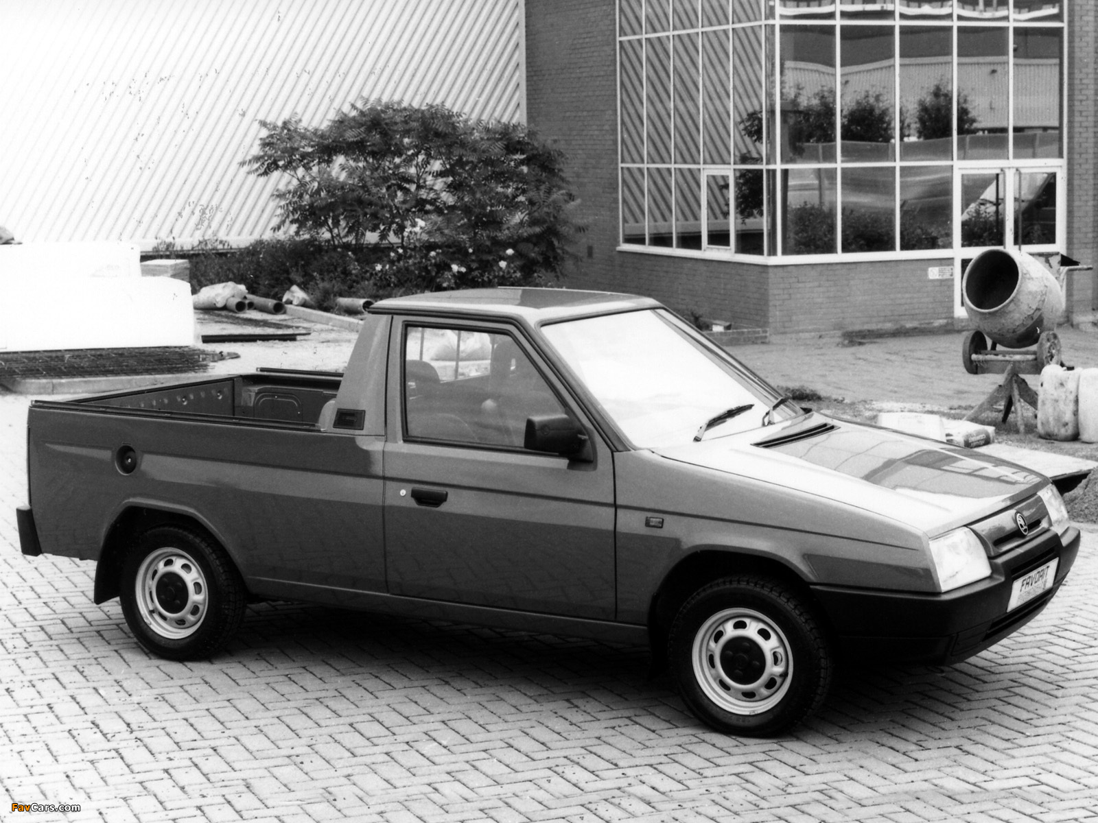 Škoda Favorit Foreman II Pick-up (Type 787) 1991–95 photos (1600 x 1200)