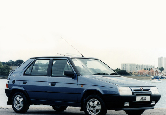 Škoda Favorit Flairline UK-spec (Type 781) 1992–93 wallpapers