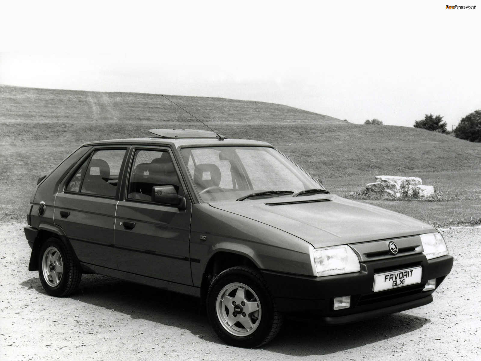 Škoda Favorit UK-spec (Type 781) 1989–94 wallpapers (1600 x 1200)