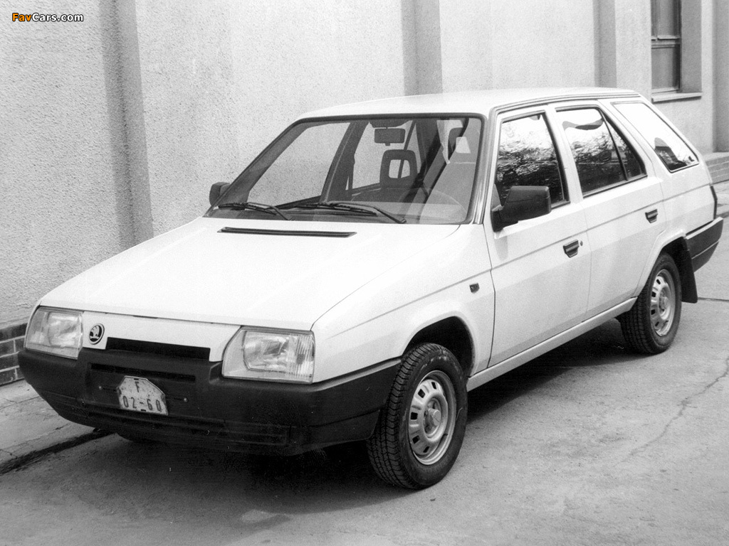 Images of Škoda Forman (Type 785) 1990–95 (1024 x 768)