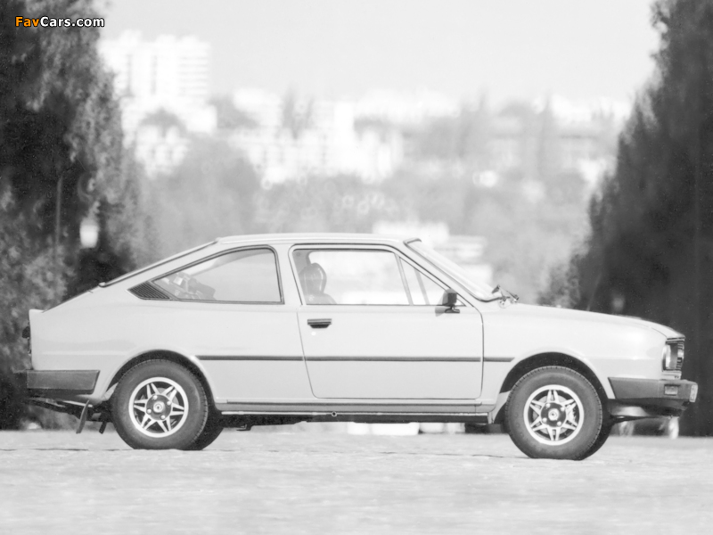 Images of Škoda Garde (Type 743) 1981–84 (800 x 600)