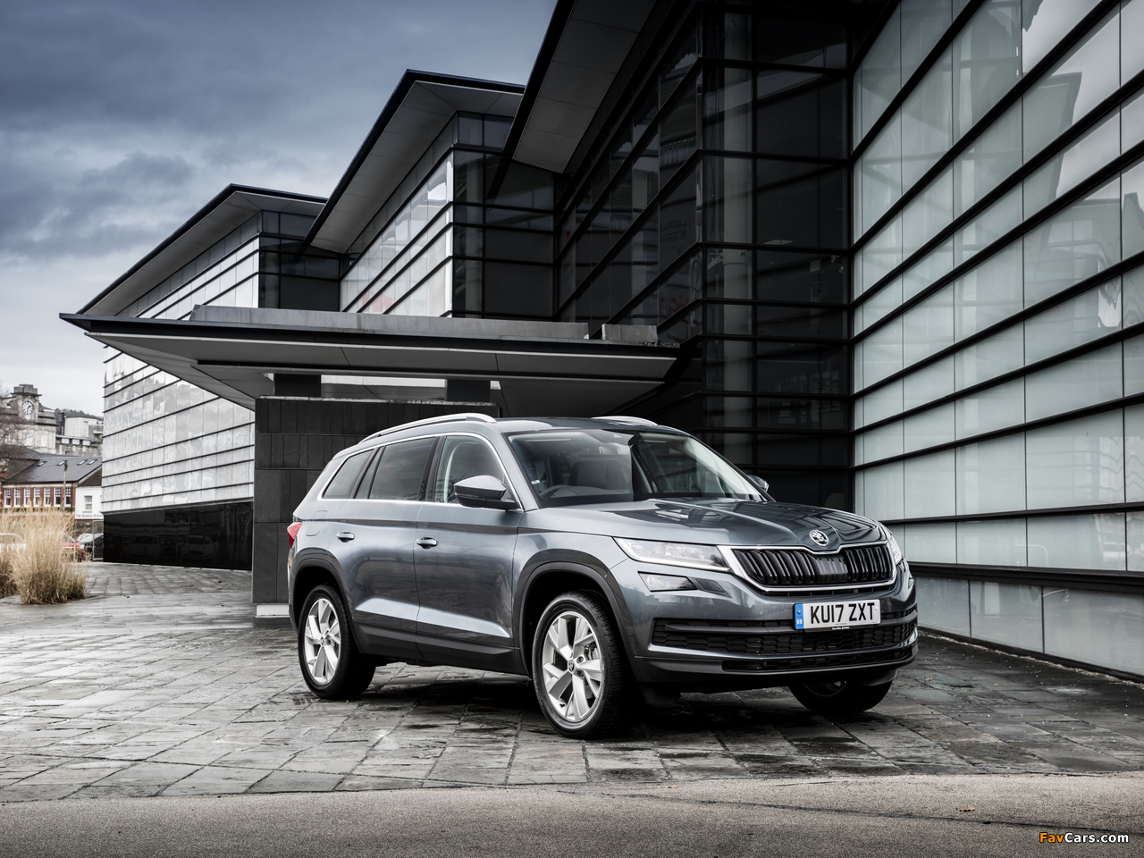 Škoda Kodiaq UK-spec 2016 images (1280 x 960)