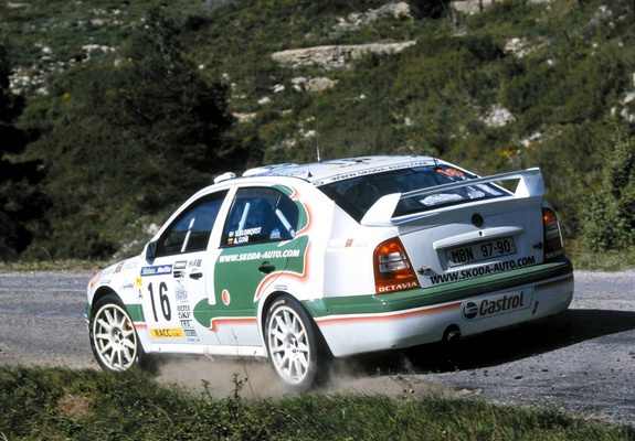 Photos of Škoda Octavia WRC (1U) 1999–2003