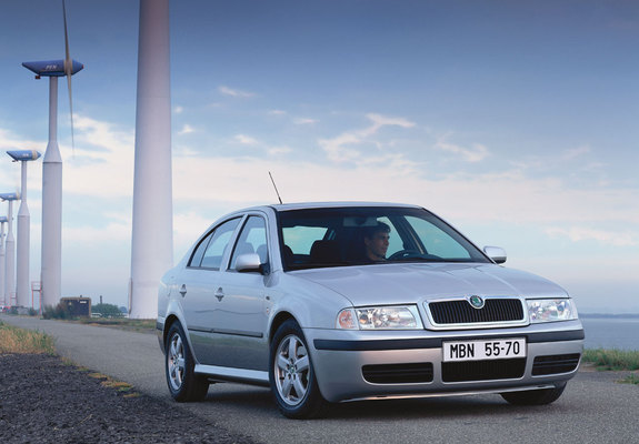 Photos of Škoda Octavia (1U) 2000–10
