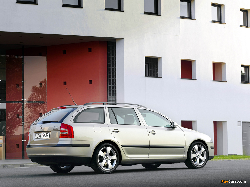 Photos of Škoda Octavia Combi (1Z) 2004–08 (1024 x 768)