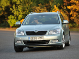 Photos of Škoda Octavia Combi UK-spec (1Z) 2008–13