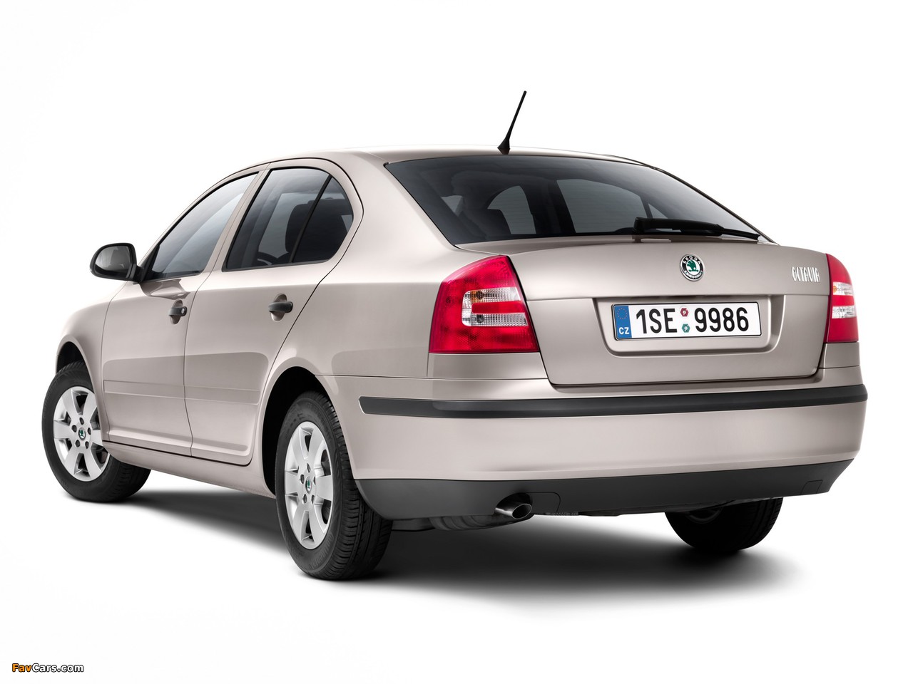 Photos of Škoda Octavia Tour (1Z) 2010–12 (1280 x 960)