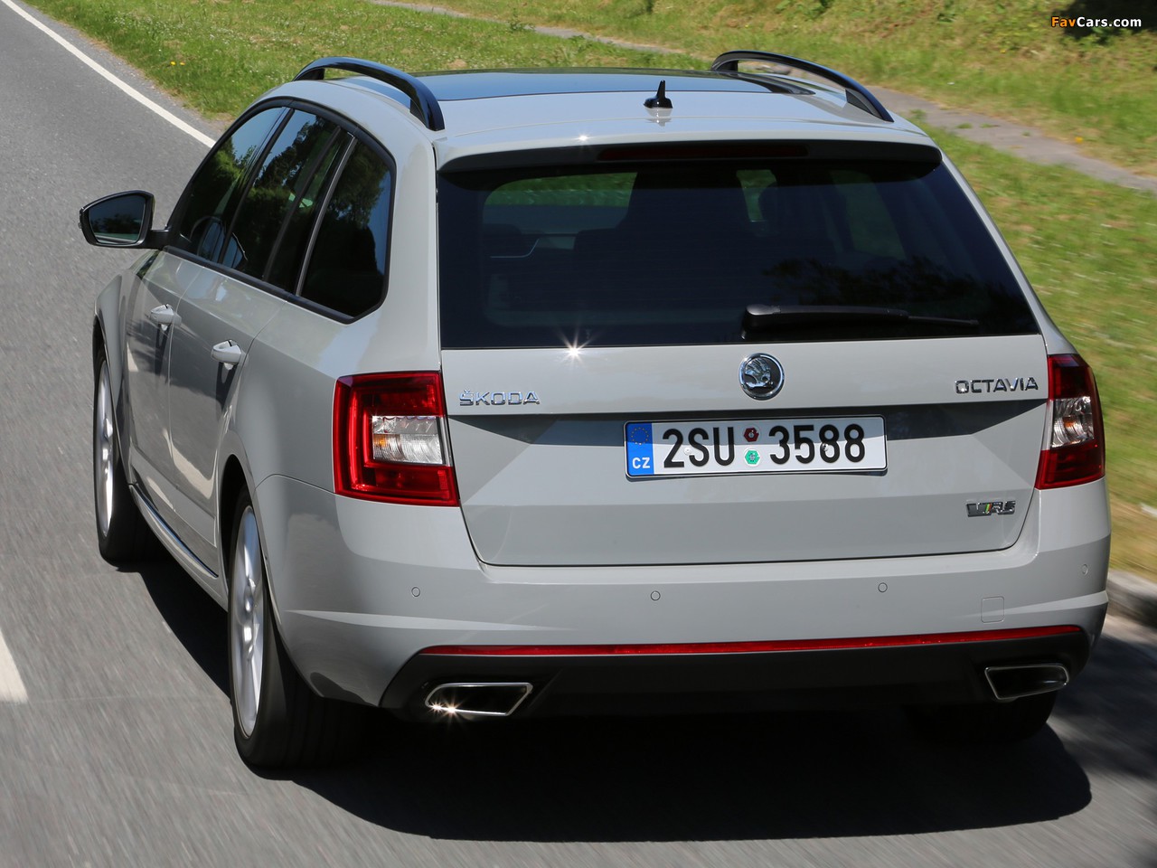 Photos of Škoda Octavia RS Combi (5E) 2013 (1280 x 960)