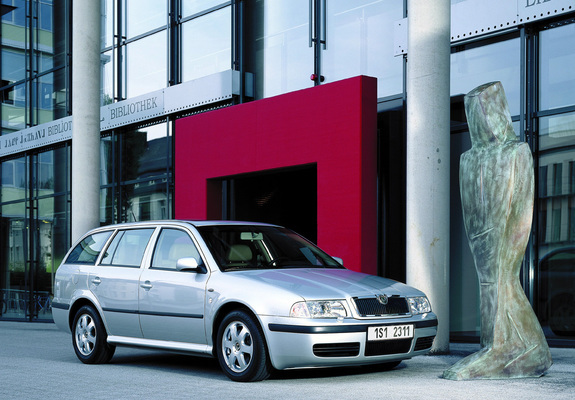 Pictures of Škoda Octavia Combi (1U) 2000–10