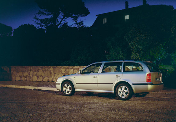 Pictures of Škoda Octavia Combi (1U) 2000–10