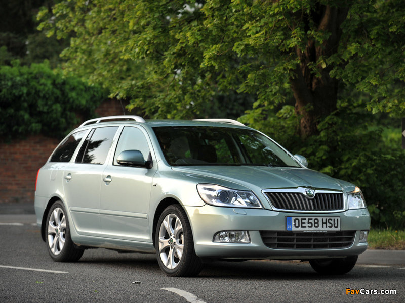 Pictures of Škoda Octavia Combi UK-spec (1Z) 2008–13 (800 x 600)