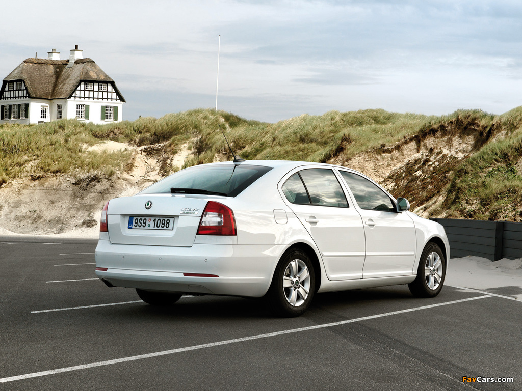 Pictures of Škoda Octavia GreenLine (1Z) 2009–13 (1024 x 768)