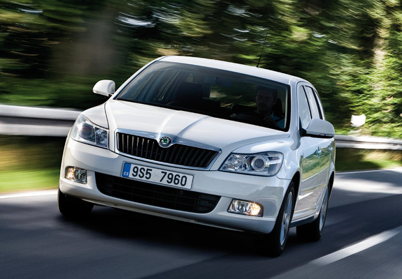 Pictures of Škoda Octavia GreenLine (1Z) 2009–13