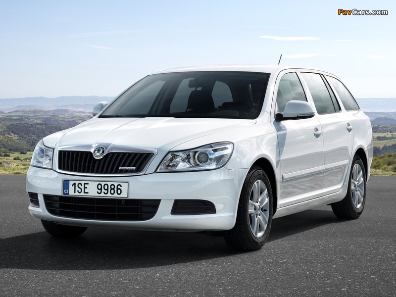 Pictures of Škoda Octavia GreenLine Combi (1Z) 2009–13 (800 x 600)