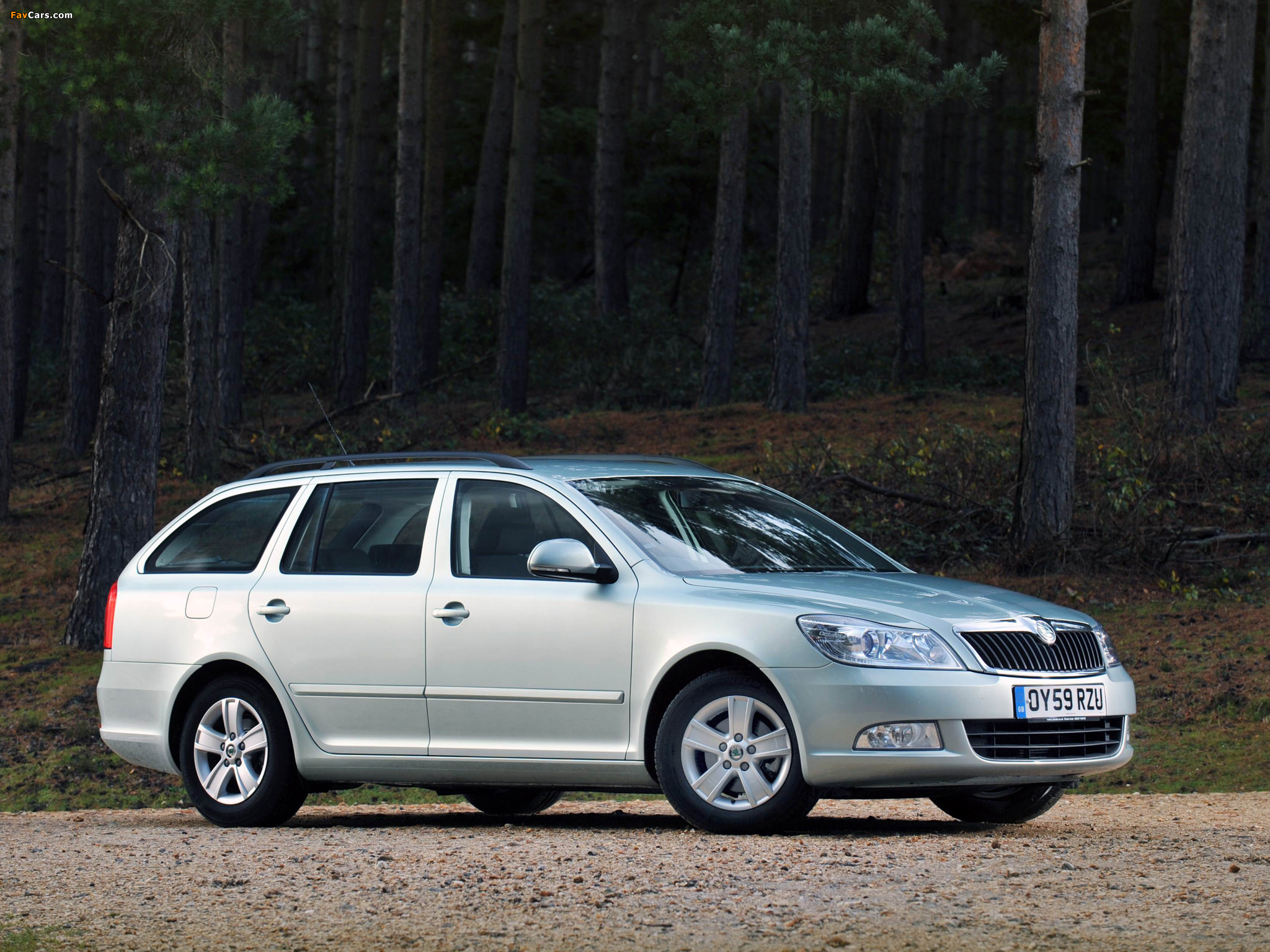 Pictures of Škoda Octavia GreenLine Combi UK-spec (1Z) 2009–13 (2048 x 1536)