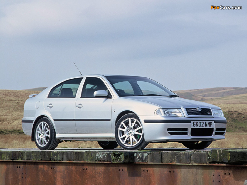 Škoda Octavia vRS (1U) 2001–04 photos (800 x 600)