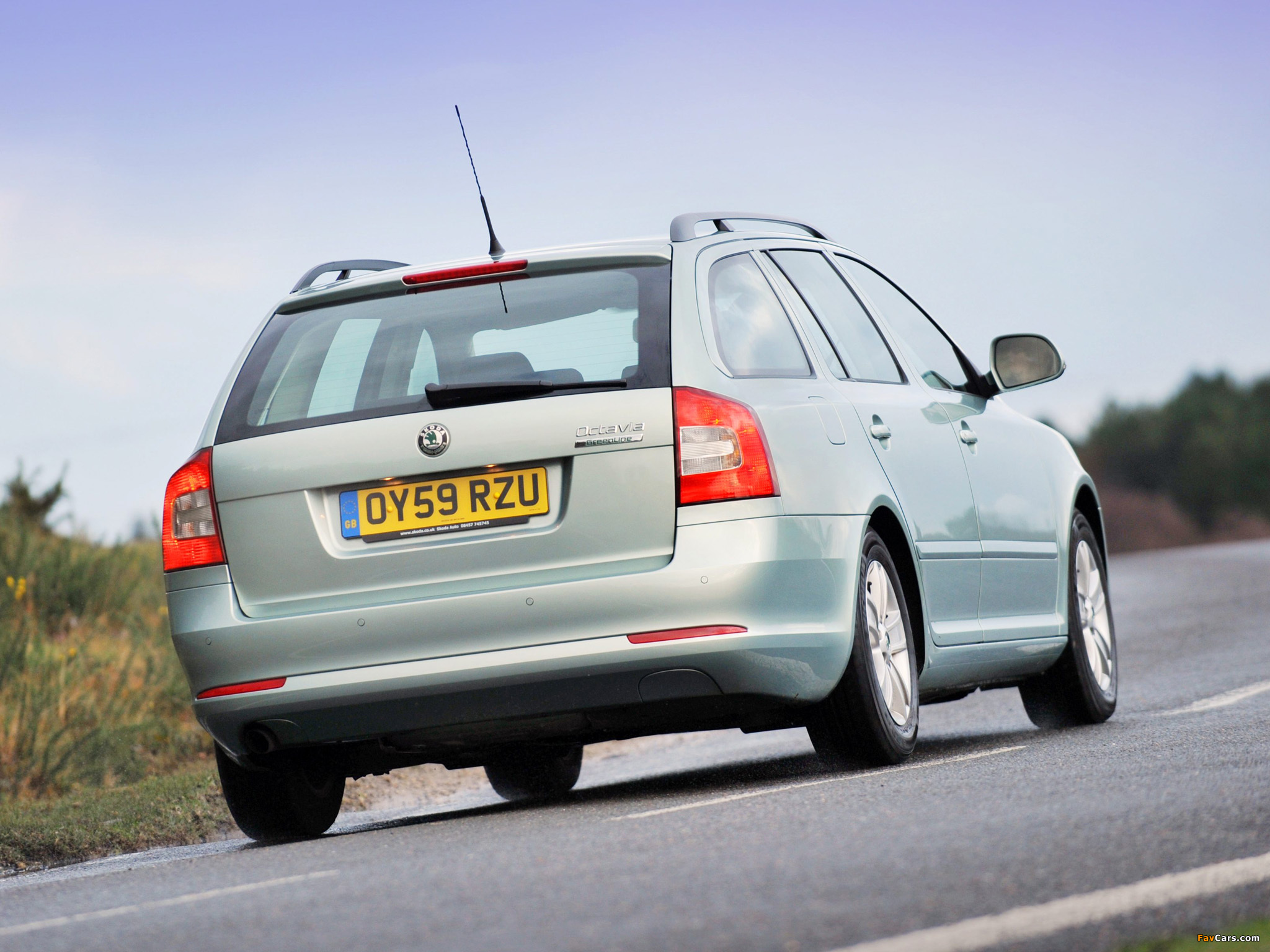 Škoda Octavia GreenLine Combi UK-spec (1Z) 2009 images (2048 x 1536)