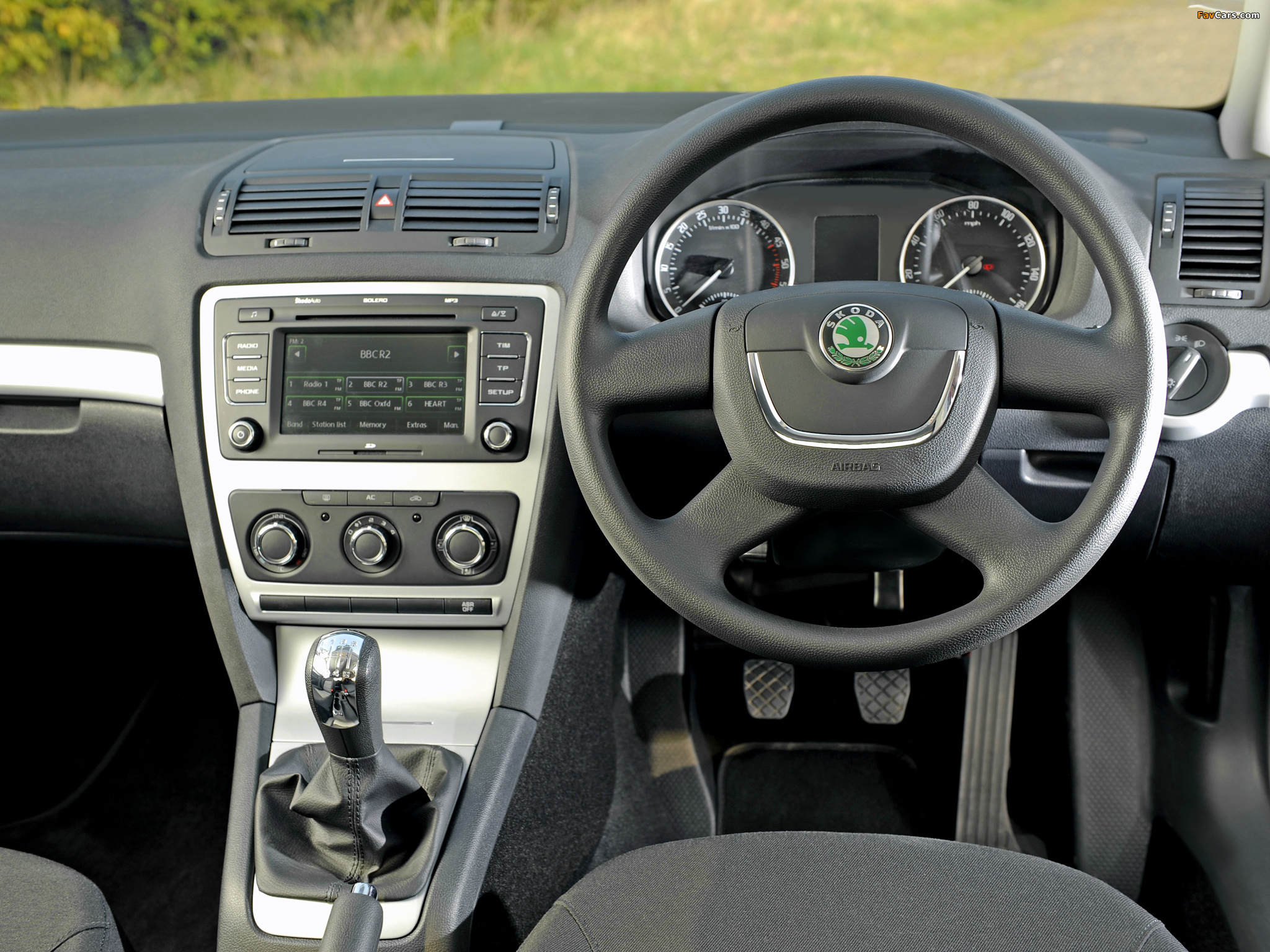 Škoda Octavia GreenLine UK-spec (1Z) 2009–13 images (2048 x 1536)