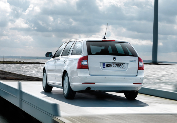 Škoda Octavia GreenLine Combi (1Z) 2009–13 photos