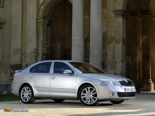 Škoda Octavia RS (1Z) 2004–08 wallpapers (640 x 480)