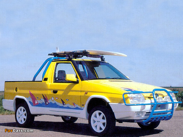 Photos of Škoda Pick-up Fun Prototype (Type 787) 1992 (640 x 480)