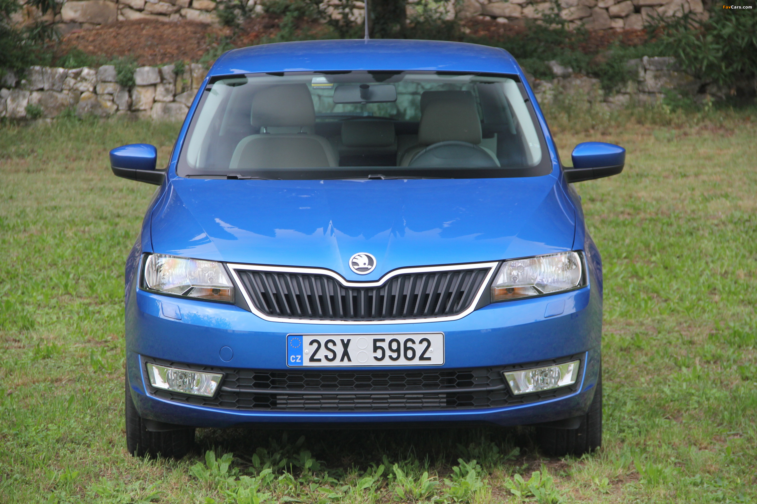 Škoda Rapid Spaceback 2013–17 images (2592 x 1728)