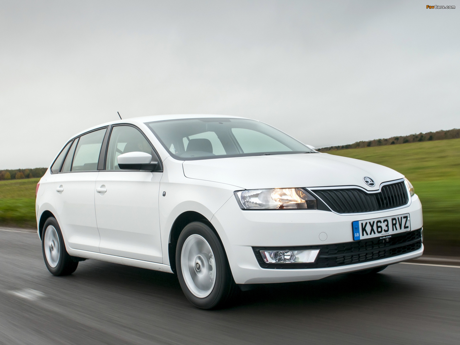 Škoda Rapid Spaceback UK-spec 2013 pictures (1600 x 1200)