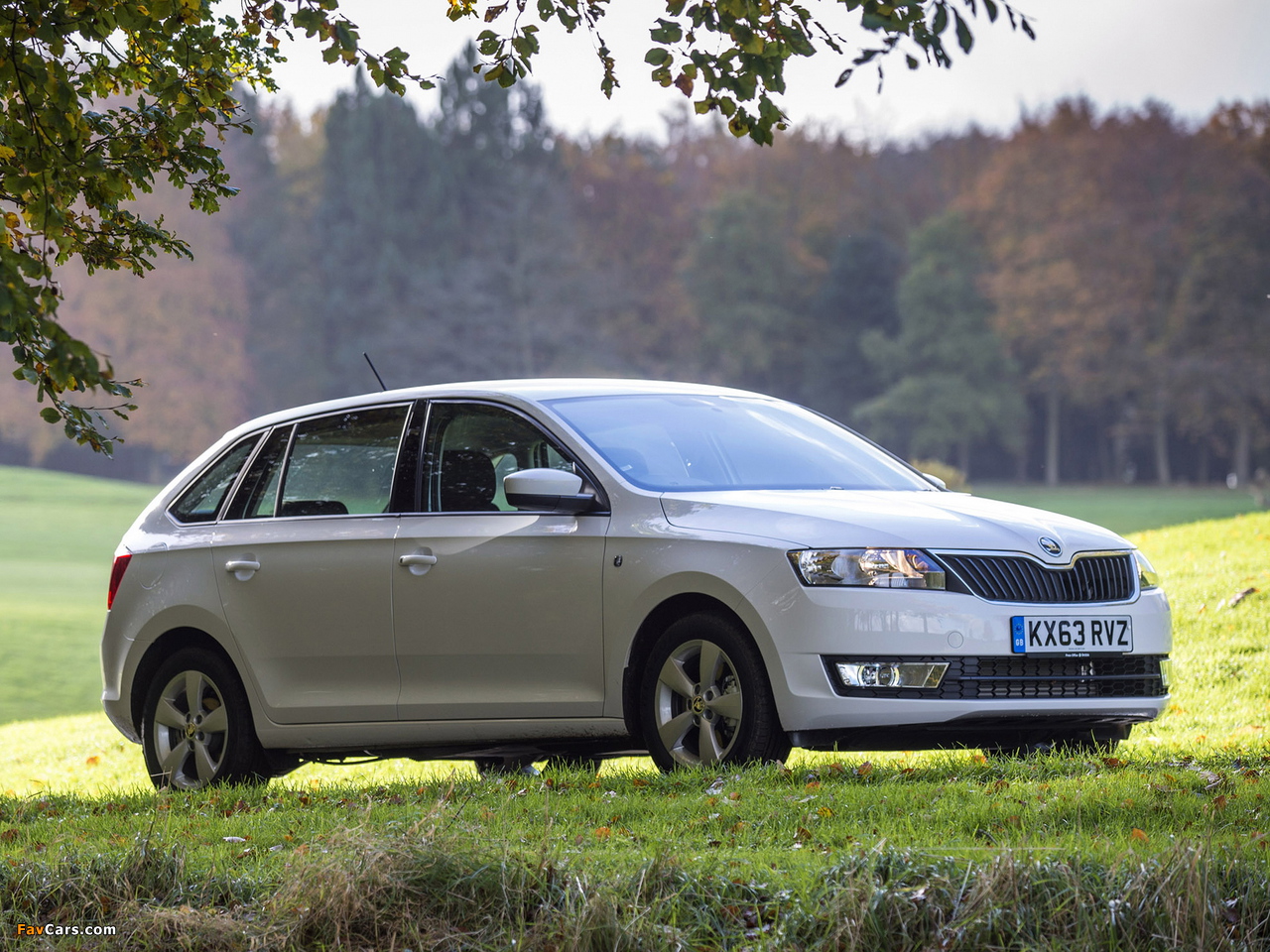 Škoda Rapid Spaceback UK-spec 2013 wallpapers (1280 x 960)